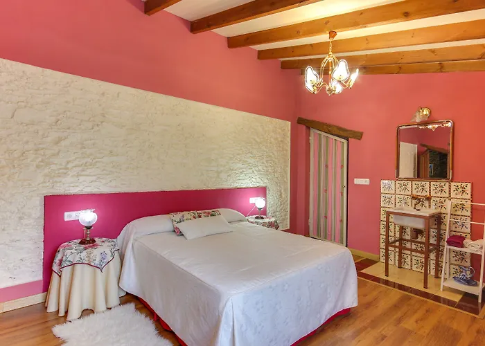 De Aceiteros 2* Ahigal de los Aceiteros